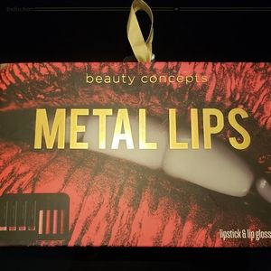 Beauty Concepts Metal Lips Lipstick & Lip Gloss
